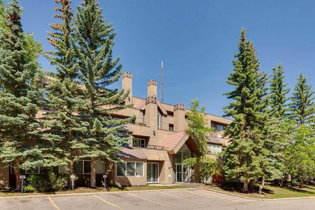 2-219 Village Terrace SW Calgary, AB T3H 2L4