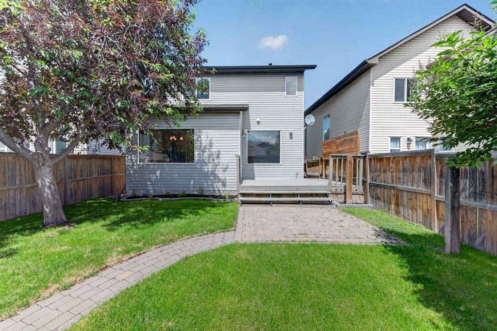 249 Elgin Manor Se, Calgary, AB - Outdoor With Exterior