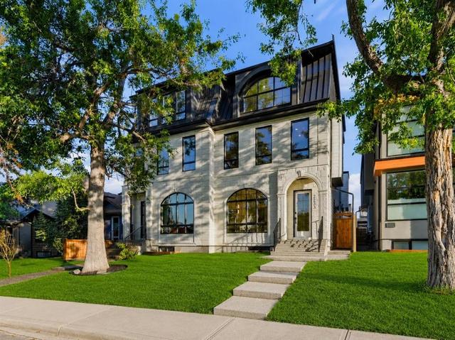 2233 2 Avenue NW Calgary, AB T2N 0H1