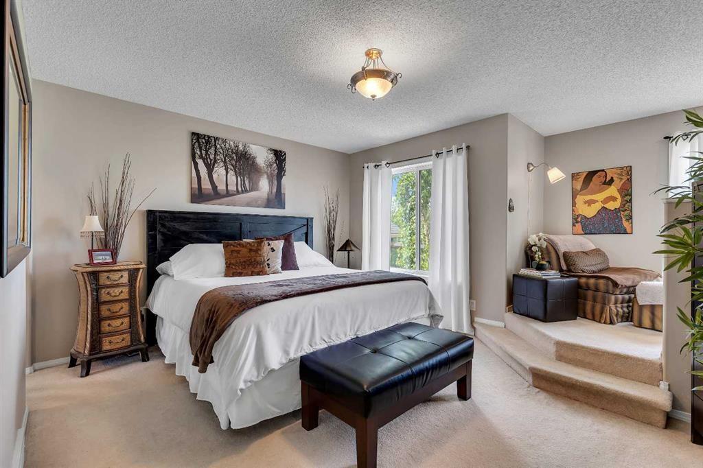 626 Saddlecreek Way Ne, Calgary, AB 