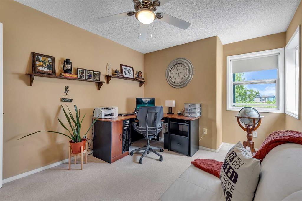 626 Saddlecreek Way Ne, Calgary, AB 