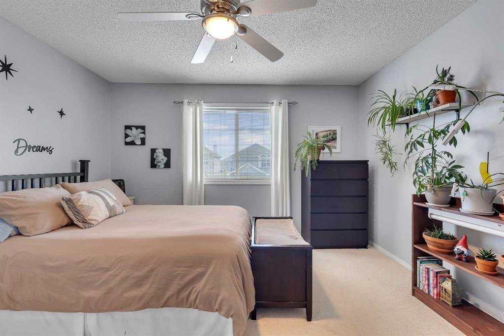626 Saddlecreek Way Ne, Calgary, AB 