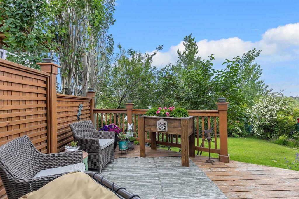 626 Saddlecreek Way Ne, Calgary, AB 