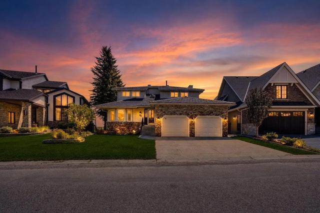 88 Edelweiss Drive NW Calgary, AB T3A 3P6