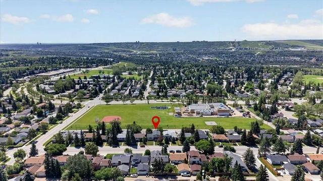 7327 Silver Springs Road NW Calgary, AB T3B 3X1