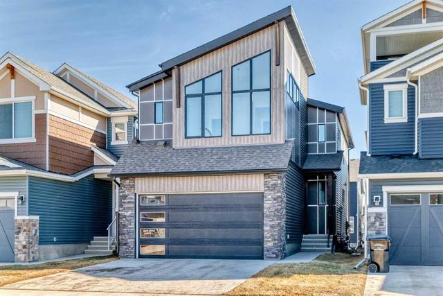 138 Silver Spruce Grove SW Calgary, AB T2X 5M2