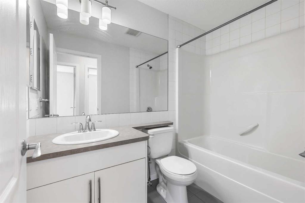 159 Auburn Meadows Place Se, Calgary, AB - Indoor Photo Showing Bathroom