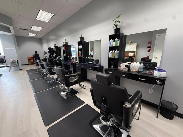4703 130 Avenue SE Calgary, AB T3J 2H5