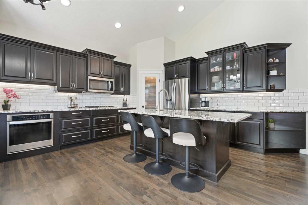 161 Cranleigh Bay Se, Calgary, AB - Indoor Photo Showing Kitchen With Upgraded Kitchen