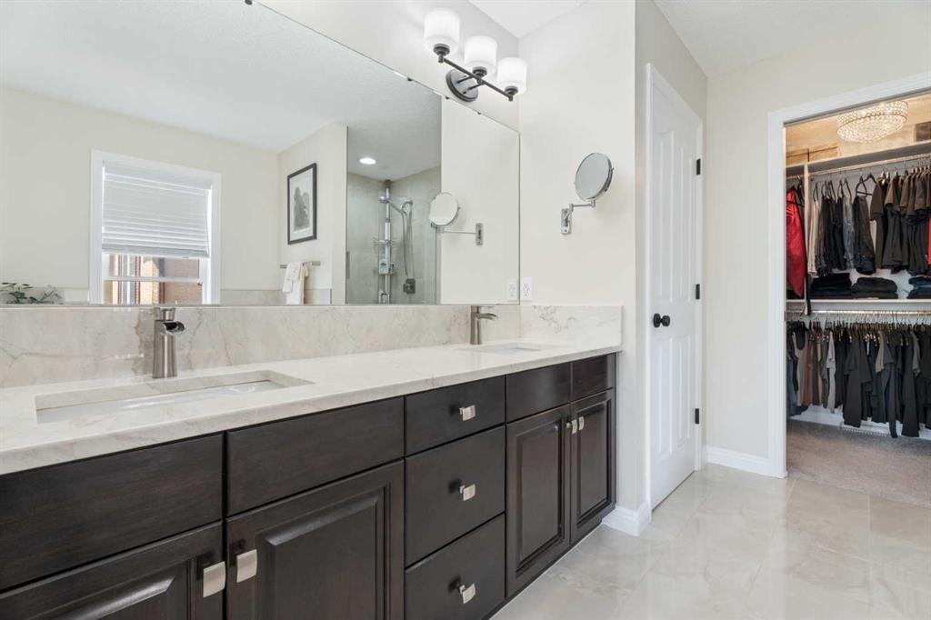 161 Cranleigh Bay Se, Calgary, AB - Indoor Photo Showing Bathroom