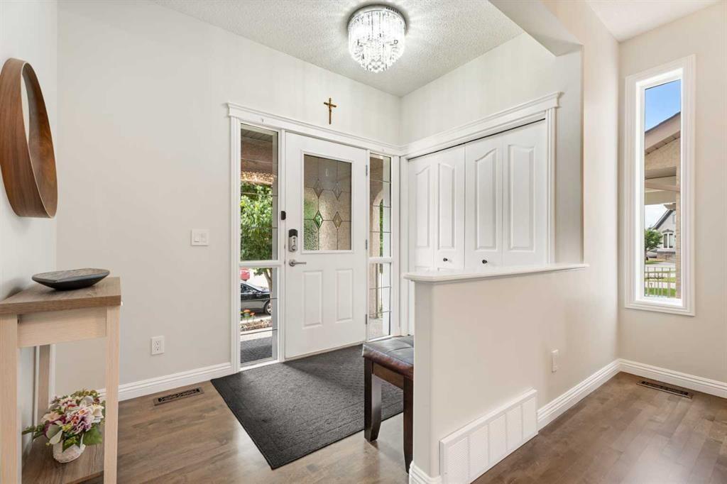 161 Cranleigh Bay Se, Calgary, AB - Indoor Photo Showing Other Room