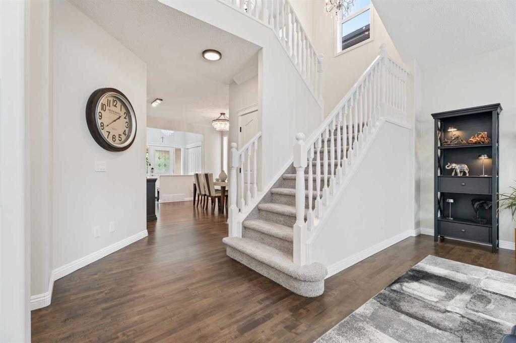 161 Cranleigh Bay Se, Calgary, AB - Indoor Photo Showing Other Room