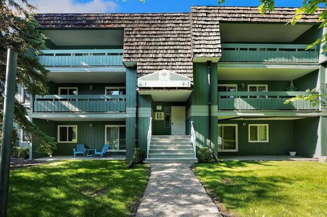 4301-315 Southampton Drive SW Calgary, AB T2W 2T6