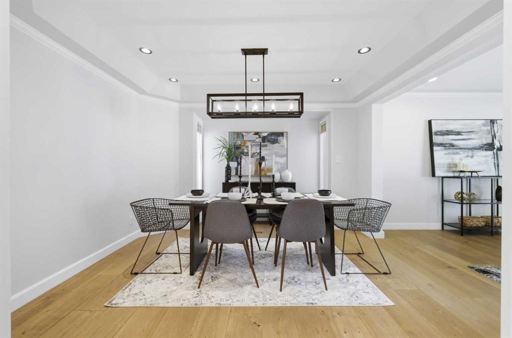 20 Mapleglade Close Se, Calgary, AB - Indoor Photo Showing Dining Room