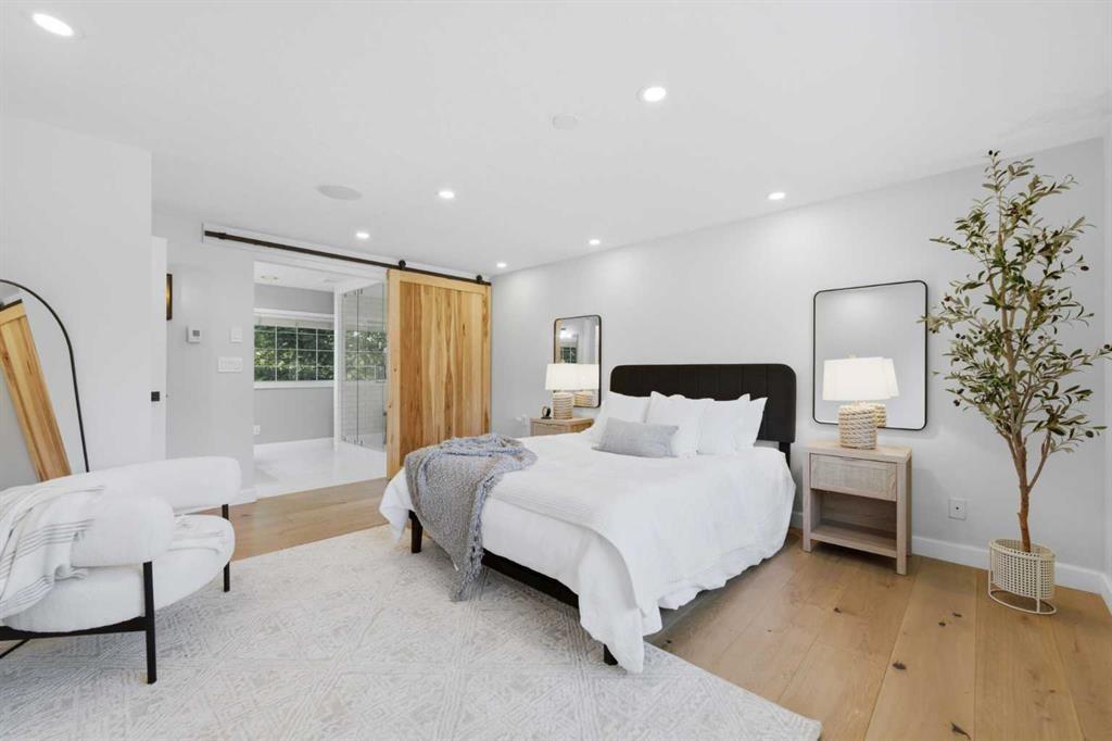 20 Mapleglade Close Se, Calgary, AB - Indoor Photo Showing Bedroom