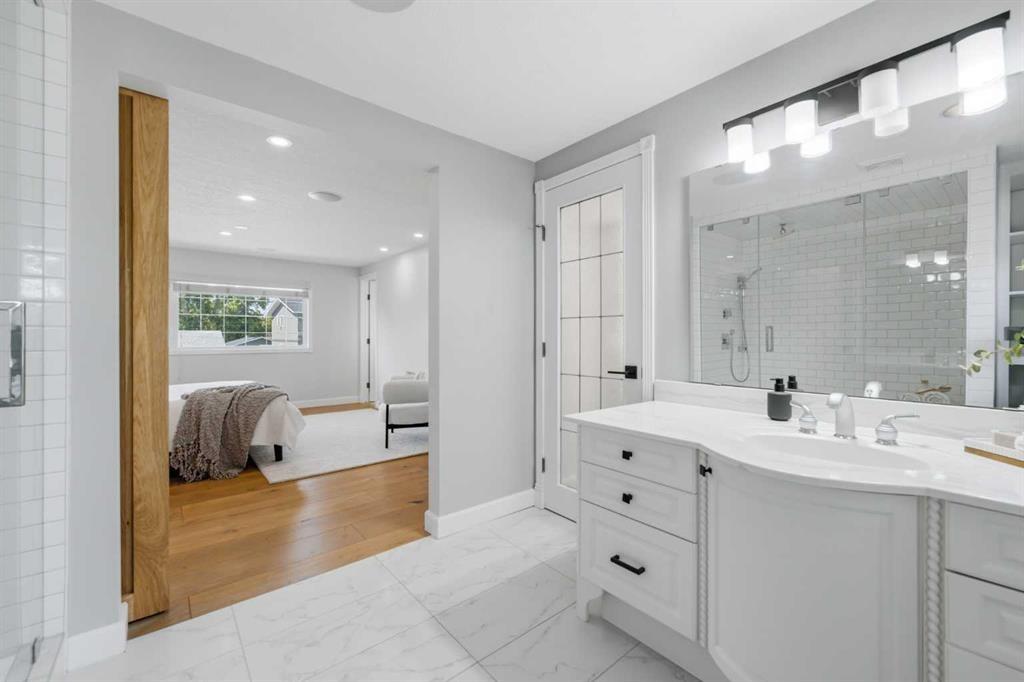 20 Mapleglade Close Se, Calgary, AB - Indoor Photo Showing Bathroom