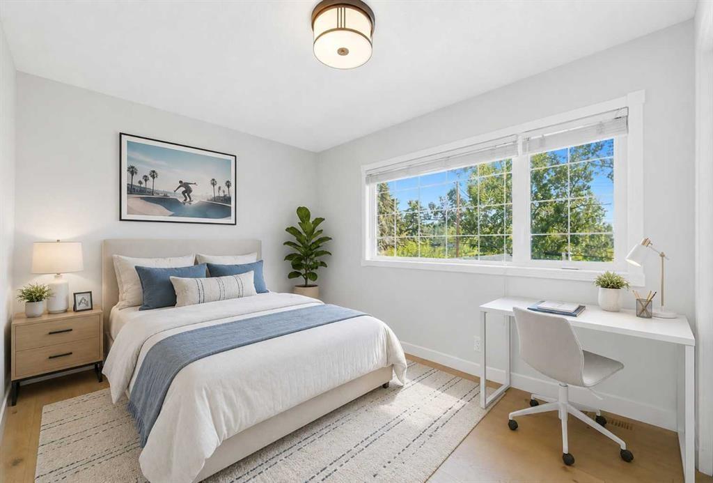 20 Mapleglade Close Se, Calgary, AB - Indoor Photo Showing Bedroom