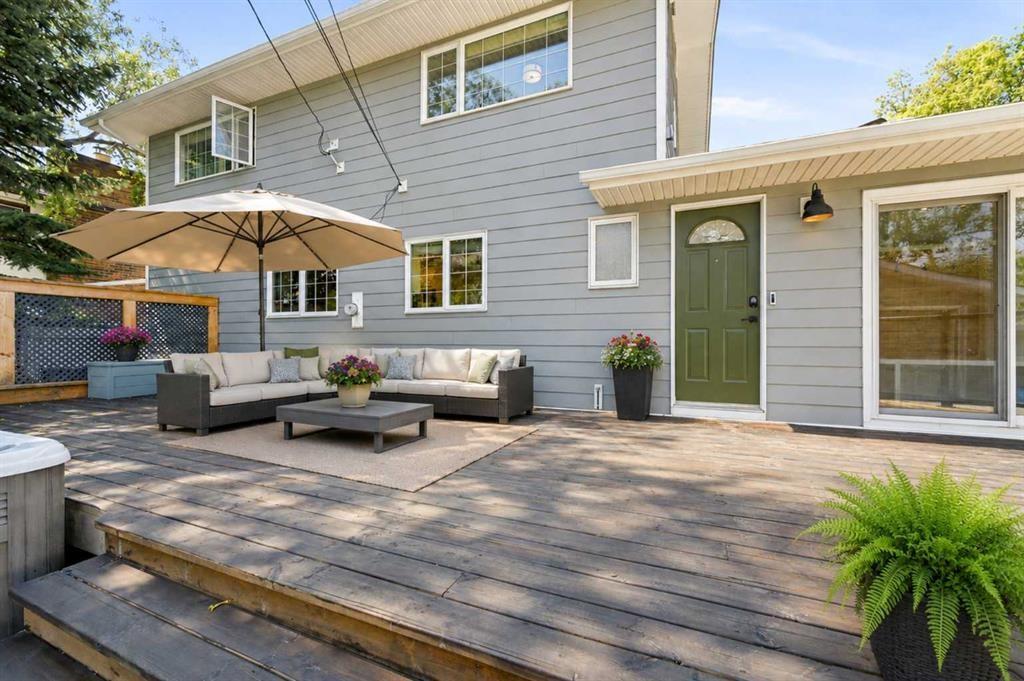 20 Mapleglade Close Se, Calgary, AB - Outdoor With Deck Patio Veranda With Exterior