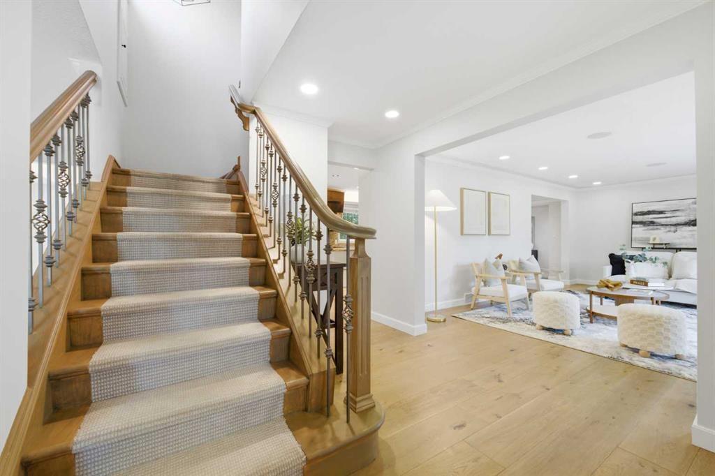 20 Mapleglade Close Se, Calgary, AB - Indoor Photo Showing Other Room