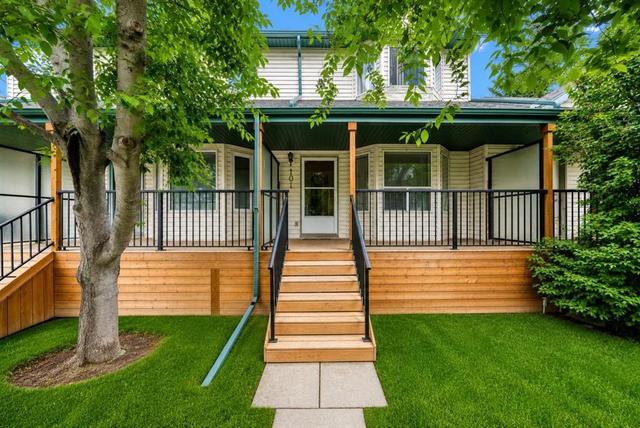 101 Hidden Valley Villas NW Calgary, AB T3A 5W7