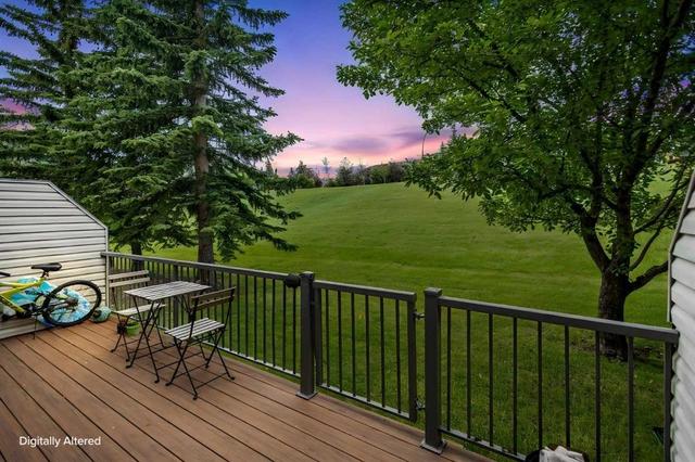 17 Patina Park SW Calgary, AB T3H 3E1