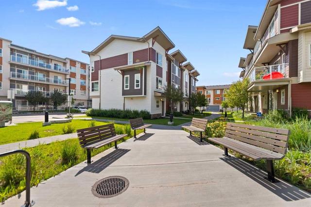 209 Harvest Hills Common NECalgary, AB T3K 2M7