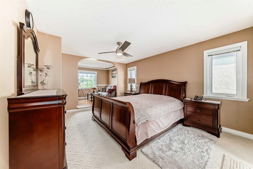 146 Scenic View Close, Calgary, AB - Indoor Photo Showing Bedroom