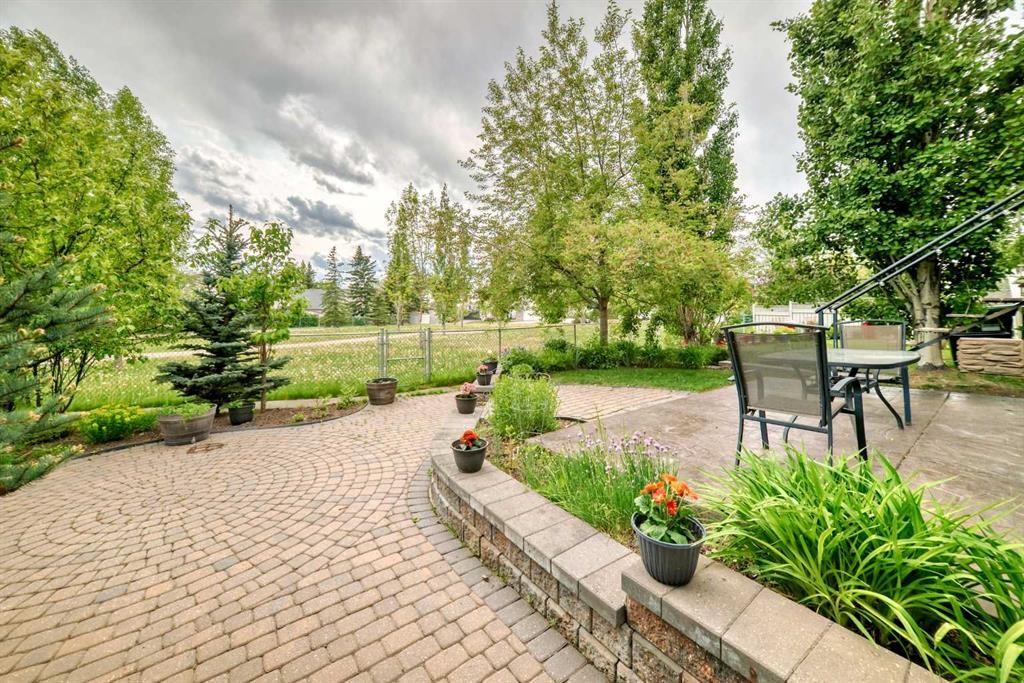 146 Scenic View Close, Calgary, AB - Outdoor