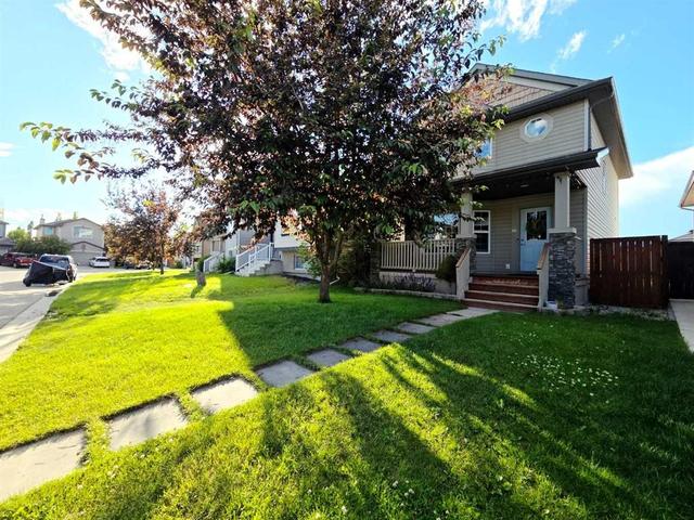 48 Covepark Place NE Calgary, AB T3K 5Z8