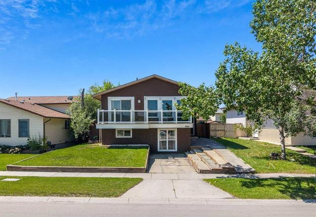 6824 Temple Drive NE Calgary, AB T1Y 4X8