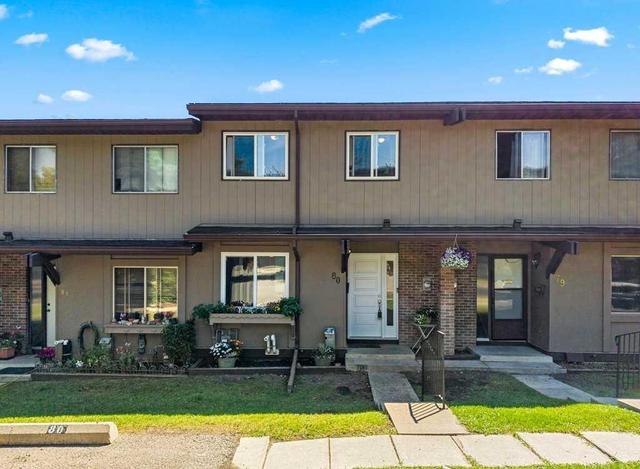 80-1055 72 Avenue NW Calgary, AB T2K 5S4