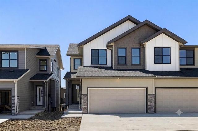 118-2230 81st Street SW Calgary, AB T3H 6M2