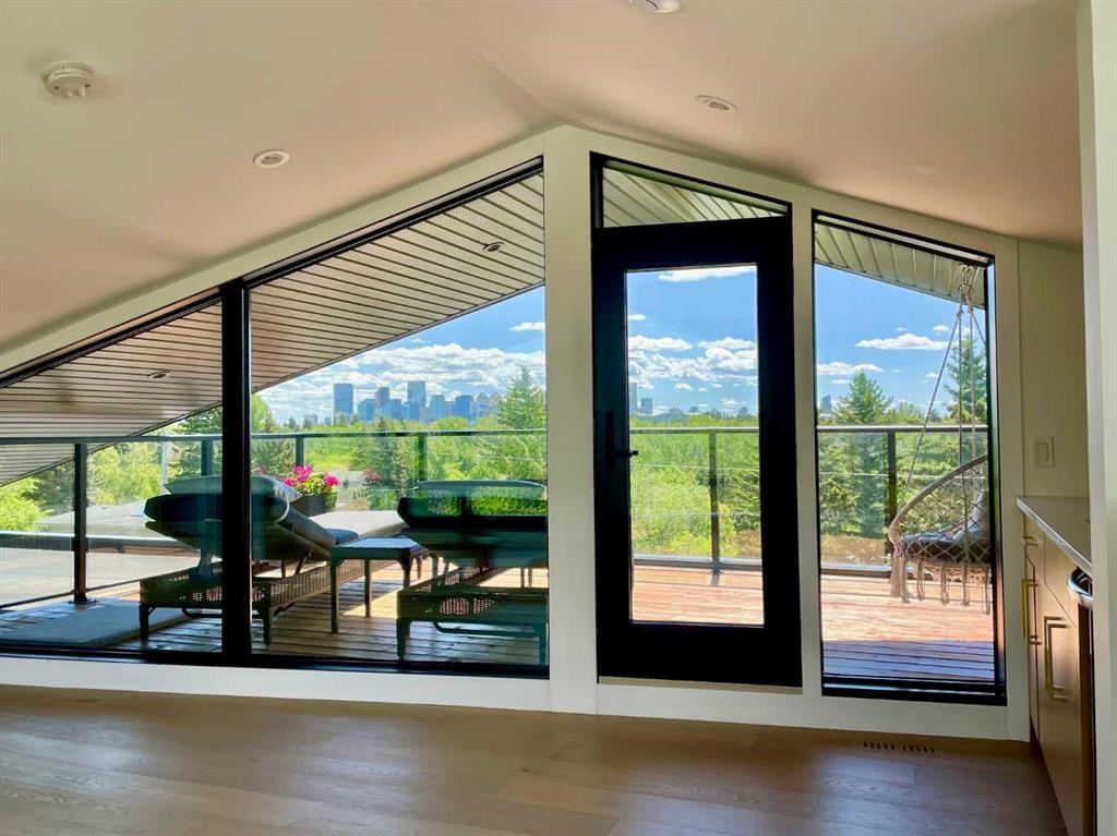 159 Rosery Drive Nw, Calgary, AB - Outdoor With View With Exterior