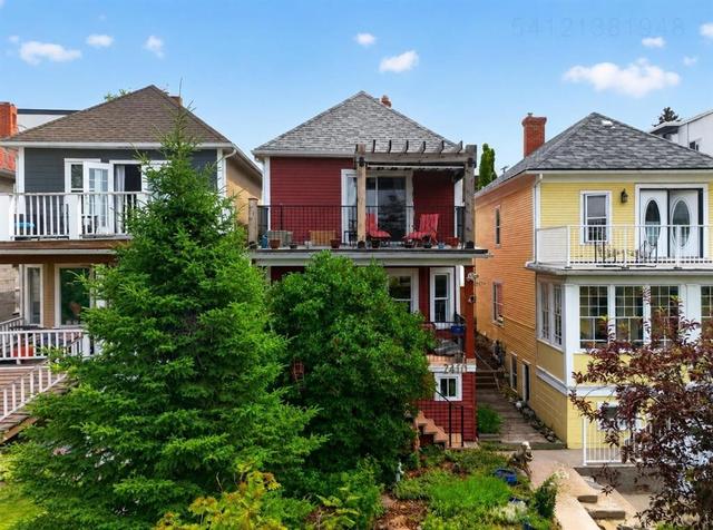2410 16 Street SW Calgary, AB T2T 4E8