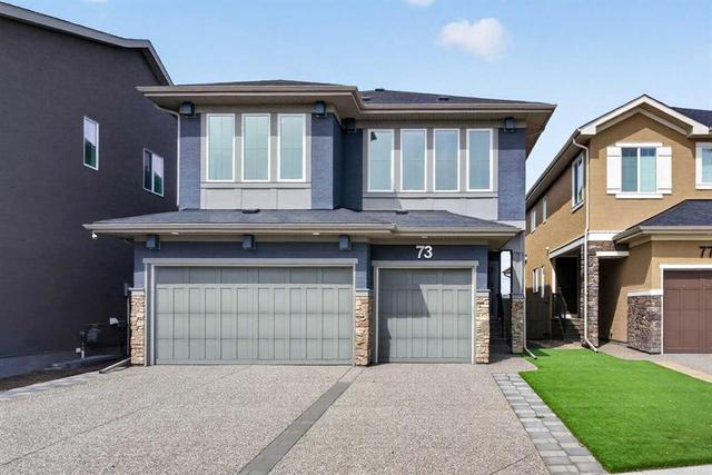 73 Rockyvale Green NW Calgary, AB T3G 0G4