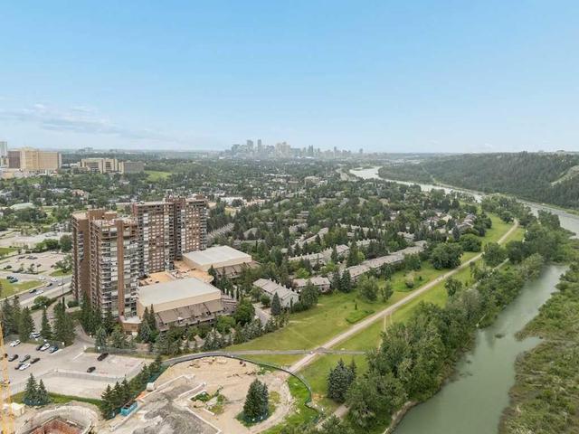 401-145 Point Drive NW Calgary, AB T3B 4W1