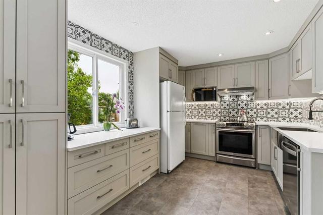 152 Erin Dale Crescent SE Calgary, AB T2B 2R5