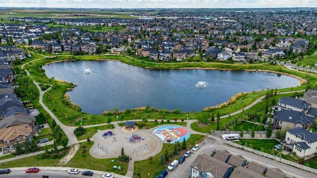 207-22 Panatella Road NW Calgary, AB T3K 0V4