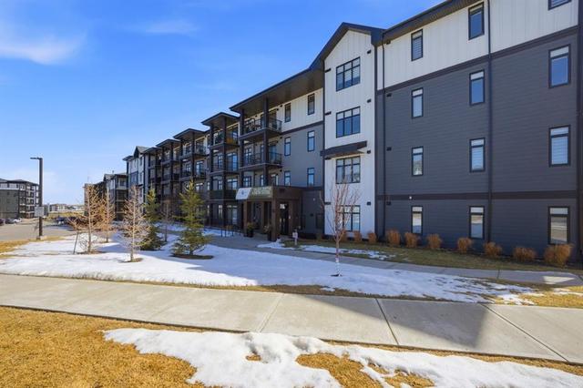 315-10 Sage Hill NW Calgary, AB T3R 1X9