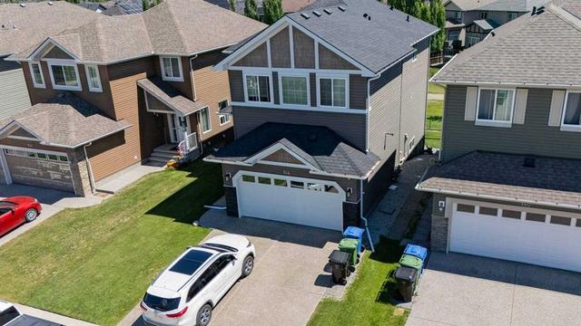 144 Everhollow Street SW Calgary, AB T2Y 0B1