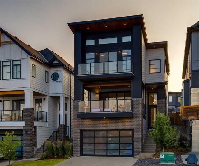 84 Timberline Way SW Calgary, AB T3H 6C8