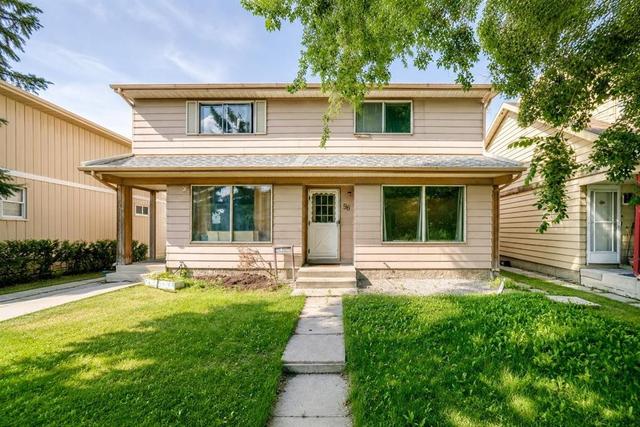 96 Erin Woods Boulevard SE Calgary, AB T2B 2R1