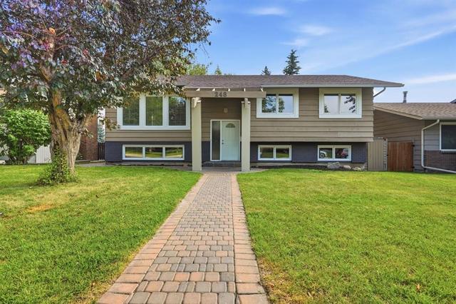 248 Parkland Crescent SE Calgary, AB T2J 3Y5