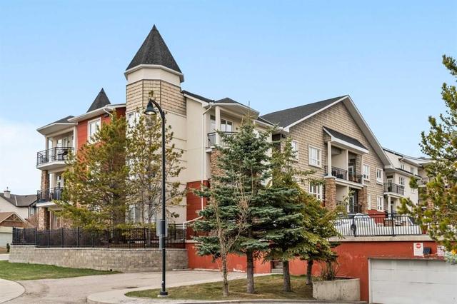 342-26 Val Gardena View SW Calgary, AB T3H 5Z5