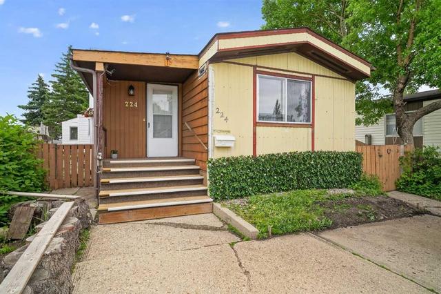 224 Huntwell Road NE Calgary, AB T2K 5S9