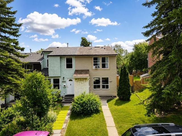 6527 Huntsbay Road NW Calgary, AB T2K 5R3