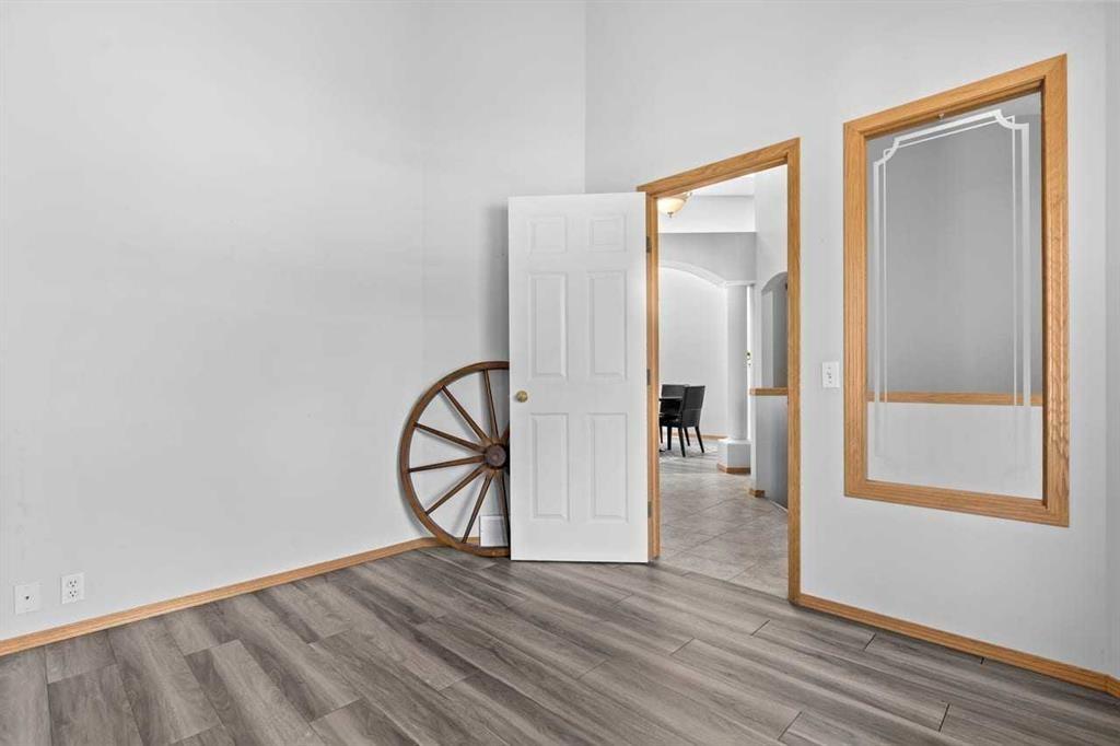 26 Chaparral Close Se, Calgary, AB - Indoor Photo Showing Other Room