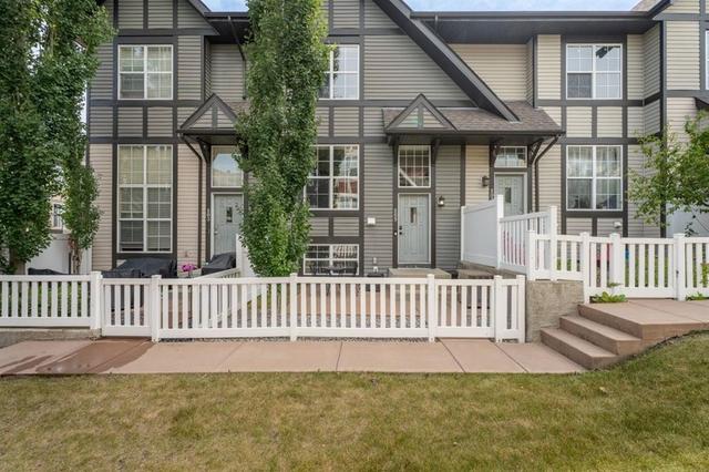 205 New Brighton Villas SE Calgary, AB T2Z 0T6