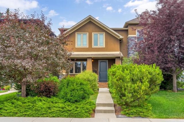2104 23 Avenue NW Calgary, AB T2M 1W3