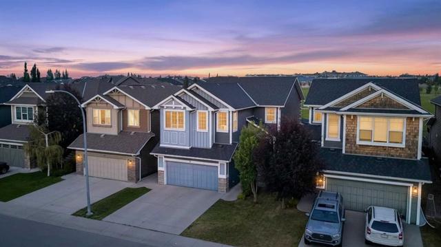 76 AUBURN GLEN Heights SE Calgary, AB T3M 0N1